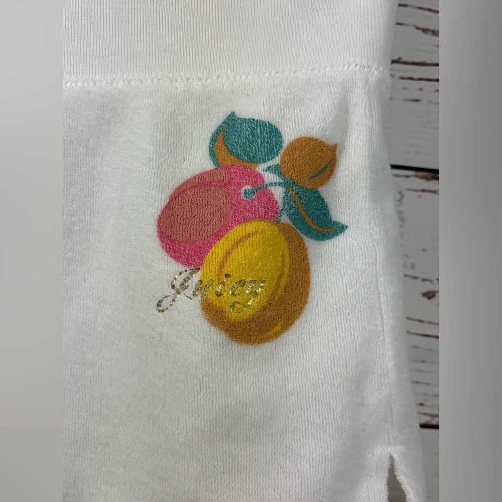 VTG Juicy Couture Juicy Peach White Terrycloth Short in Size Medium EUC - Picture 5 of 11